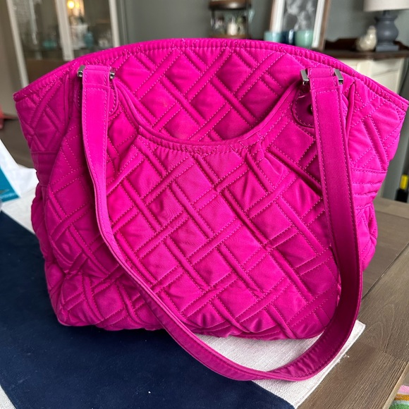 Vera Bradley quilted Glenna shoulder bag raspberry good used condition - Picture 3 of 3